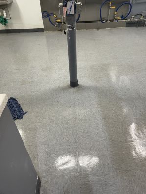 Before & After Commercial Floor Cleaning in Norfolk, VA (2)